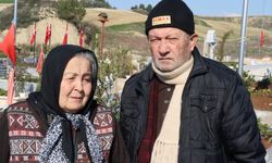 Adana'da yaşlı çift, depremde kaybettikleri oğlu, gelini ve torunlarını unutamıyor