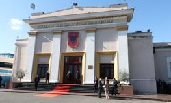Arnavutluk Meclisi, İtalya ile yapılan göç anlaşmasını onayladı