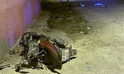 Fethiye'de hafif ticari araçla çarpışan motosikletin sürücüsü öldü