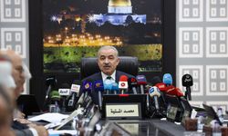 Filistin Başbakanı Iştiyye istifa ettiğini duyurdu