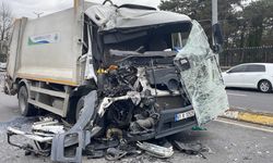 GÜNCELLEME - Sarıyer'de İETT otobüsüne çarpan çöp kamyonundaki 3 kişi yaralandı