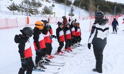 "Kış sporları şehri"nde devlet desteğiyle kayak bilmeyen öğrenci kalmayacak