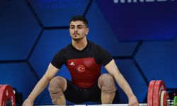 Milli halterci Kaan Kahriman, Avrupa Şampiyonası'nda altın madalya kazandı