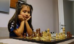 Minik Defne'nin satrançta hedefi Avrupa şampiyonluğu