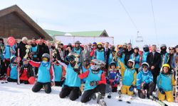 Bakan Göktaş, "Erzurum'un Yıldız Kayakçıları Zirvede Buluşuyor" Projesi'nin tanıtım toplantısına katıldı: