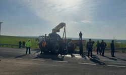 Diyarbakır'da traktör ile otomobilin çarpıştığı kazada 5 kişi yaralandı