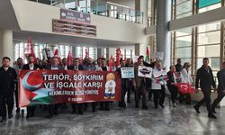 Erzurum'da sağlık çalışanları hastanede Filistin için "sessiz yürüyüş" yaptı