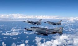 Hava Kuvvetlerinden Akdeniz'in uluslararası hava sahasında eğitim uçuşu