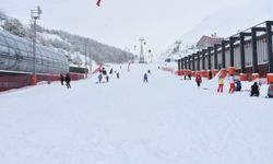 Kayak merkezlerinde en fazla kar kalınlığı Hakkari ve Palandöken'de ölçüldü