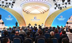 Kazakistan Cumhurbaşkanı Tokayev, Ulusal Kurultay’da konuştu: