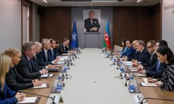 NATO Genel Sekreteri Stoltenberg, Azerbaycan'da Dışişleri Bakanı Bayramov'la görüştü