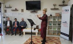 Türk sanatçı Bayramoğulları'ndan, Bosna Hersek'te yaşlı ve engellilere flüt dinletisi