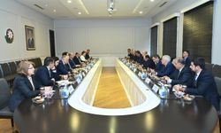YÖK Başkanı Özvar, kurulması planlanan Türkiye-Azerbaycan Üniversitesi için Azerbaycan'da
