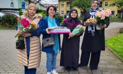 Almanya'da DİTİB'li kadınlar, huzurevine bayram ziyareti yaptı