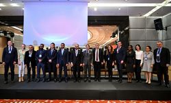 "Blue Talks" etkinliğinde "İklim Müzakerelerini Geliştirmede Diplomasiden Yararlanma" paneli düzenlendi