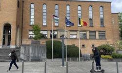 Filistin bayrağı, tepkilerin ardından Belçika'daki Evere Belediyesine yeniden çekildi