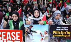 İHH, Sultanahmet Meydanı’nda Filistin için oturma eylemi başlattı