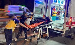 Kocaeli'de bariyere çarpan işçi servisindeki 5 kişi yaralandı