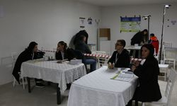 Kosova'nın kuzeyinde halk, mevcut belediye başkanlarının görevden alınabilmesi için sandık başında