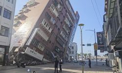 Tayvan'da 7,4 büyüklüğünde deprem ölü ve yaralı sayısı açıklandı