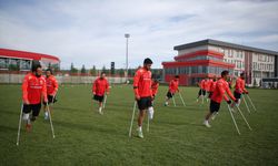 Ampute Milli Futbol Takımı'nın en genci Halil İbrahim, gençlere örnek olmak istiyor