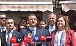 CHP Genel Başkanı Özel, Afyonkarahisar'da partisinin il başkanlığında konuştu: