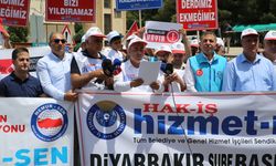 Diyarbakır'da belediyelerden çıkarılan işçiler adına basın açıklaması yapıldı