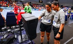 Hentbol hakemleri Hatipoğlu ve Şimşek, EHF Kadınlar Avrupa Ligi final maçını yönetti