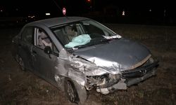 Erzincan’da hafif ticari araç ile otomobilin çarpıştığı kazada 5 kişi yaralandı