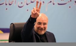 İran'da Meclis Başkanı ile görevdeki iki bakan cumhurbaşkanı seçimi için adaylık başvurusu yaptı