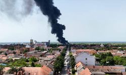 Sırbistan'da boya fabrikasında yangın