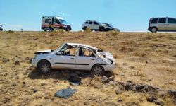 Şanlıurfa'da şarampole devrilen otomobildeki 4 kişi yaralandı