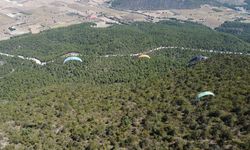 "Take Off Bilecik" yamaç paraşütü etkinliği tandem uçuşlarla devam etti