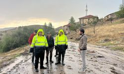 Ankara'nın Çubuk ilçesinde sağanak su baskınlarına neden oldu