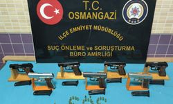 Bursa'da silah kaçakçılığı operasyonunda yakalanan zanlı tutuklandı