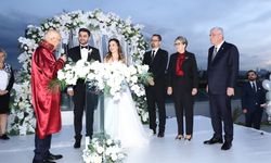 İYİ Parti Genel Başkanı Dervişoğlu, nikah şahidi oldu