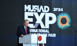 Cumhurbaşkanı Erdoğan: "Düzensiz göç baskısıyla yüzleşen her devlet gibi elbette Türkiye de illegal göç akımlarıyla mücadelesini tavizsiz sürdürecektir."