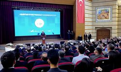 KKTC Cumhurbaşkanı Tatar, Kırgızistan-Türkiye Manas Üniversitesi'ni ziyaretinde konuştu: