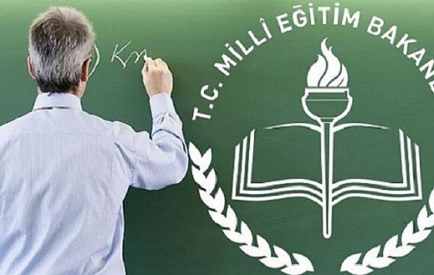 Öğretmenlere MEB'den 3 önemli haber: Uzman öğretmenlik-başöğretmenlik, kariyer semineri, sınav görevi ücreti