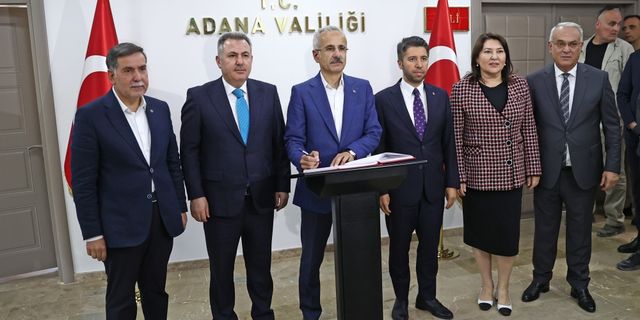 Bakan Uraloğlu, Adana 15 Temmuz Şehitler Köprüsü'nü inceledi: