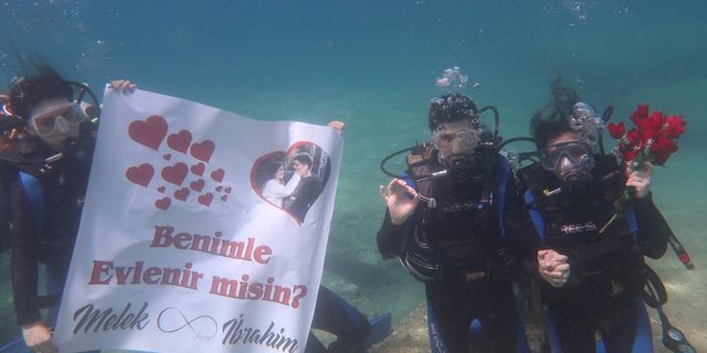 MUĞLA - Fethiye'de su altında evlilik teklifi yapıldı