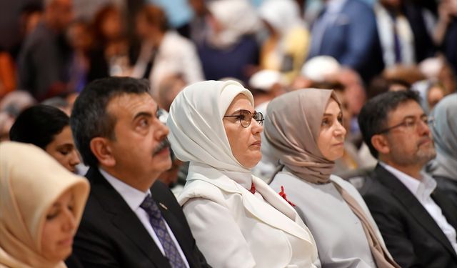 Emine Erdoğan, başkanlığını yaptığı BM Sıfır Atık Danışma Kurulu üyeleriyle bir araya geldi