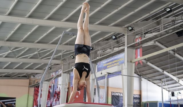 Milli cimnastikçi Bengisu Yıldız, 2024 Paris kotasını "sakinlik"le alacak