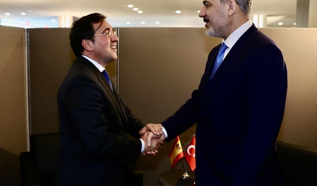 Bakan Fidan, İspanya Dışişleri, Avrupa Birliği ve İşbirliği Bakanı Albares ile görüştü