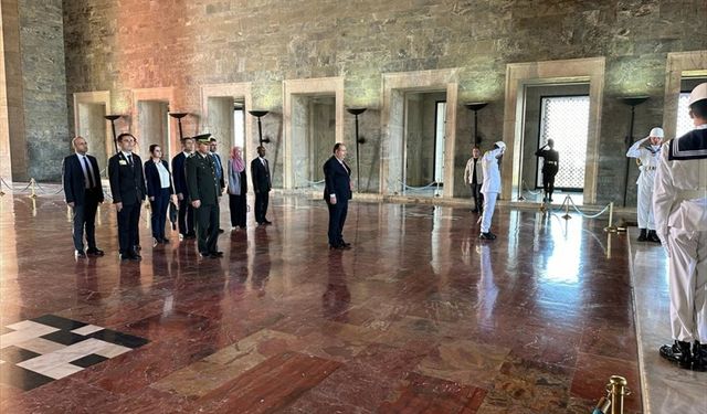 Libya Ulusal Seçimler Komisyonu Başkanı es-Sayih ve YSK Başkanı Yener'den Anıtkabir'e ziyaret