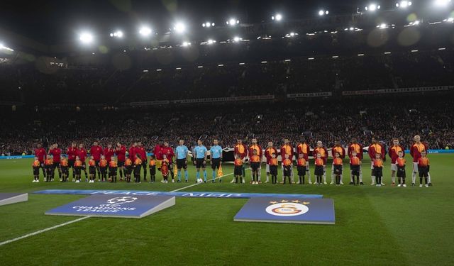 Galatasaray Şampiyonlar Ligi'nde Manchester United'ı 3 golle devirdi