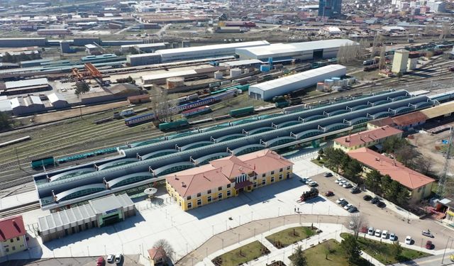 Ankara-Sivas Yüksek Hızlı Tren Hattı 1 yaşında
