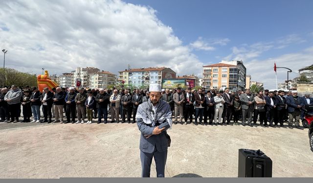 Konya ve Karaman'da "Kudüs ve Gazze için gıyabi cenaze namazı ve bayramlaşma" töreni