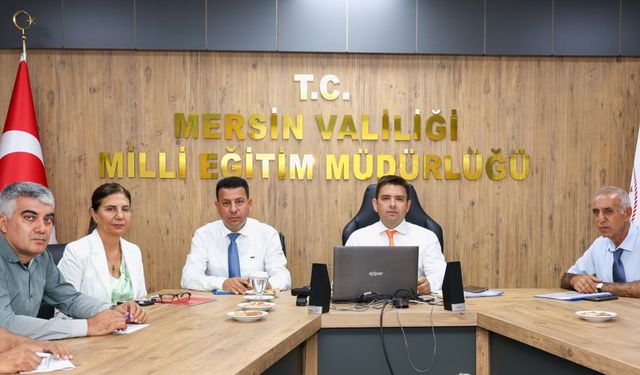 Eğitim Müfettişleri denetim inceleme soruşturma izleme değerlendirme ve rehberlik gündemi ile toplantı gerçekleştirdi