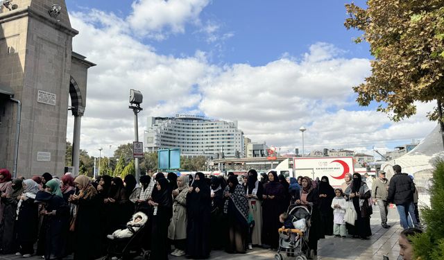 Yahya Sinvar için Kayseri'de gıyabi cenaze namazı kılındı